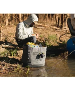 DUFFELS & GEAR BAGS Yeti Camino Carryall 35 18 DUFFELS & GEAR BAGS Yeti Camino Carryall 35