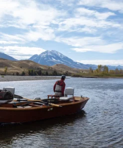 DUFFELS & GEAR BAGS Fishpond Jagged Basin Duffel - Peat Moss