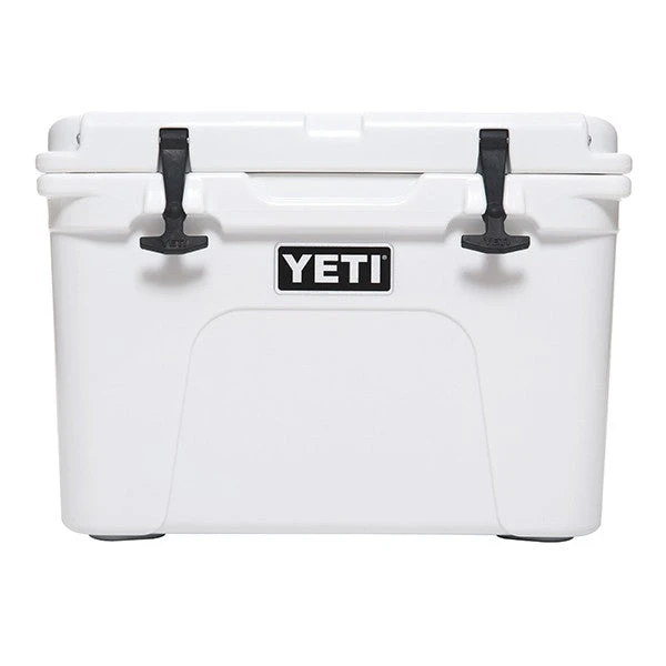 Yeti Tundra 35qt. Cooler 4 Yeti Tundra 35qt. Cooler